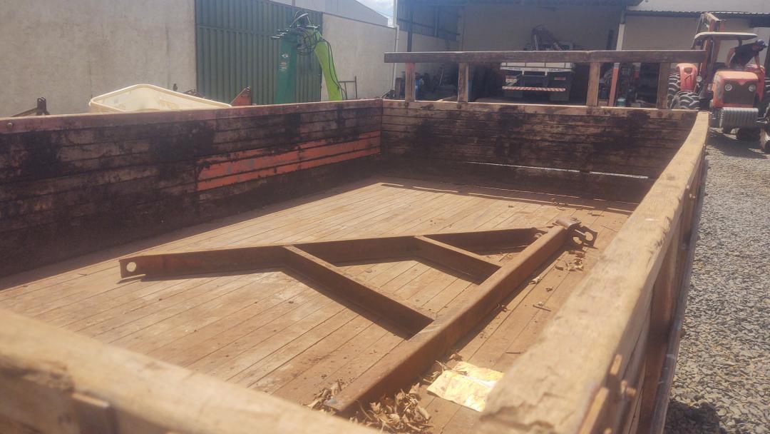 Carreta agrícola 4 ton